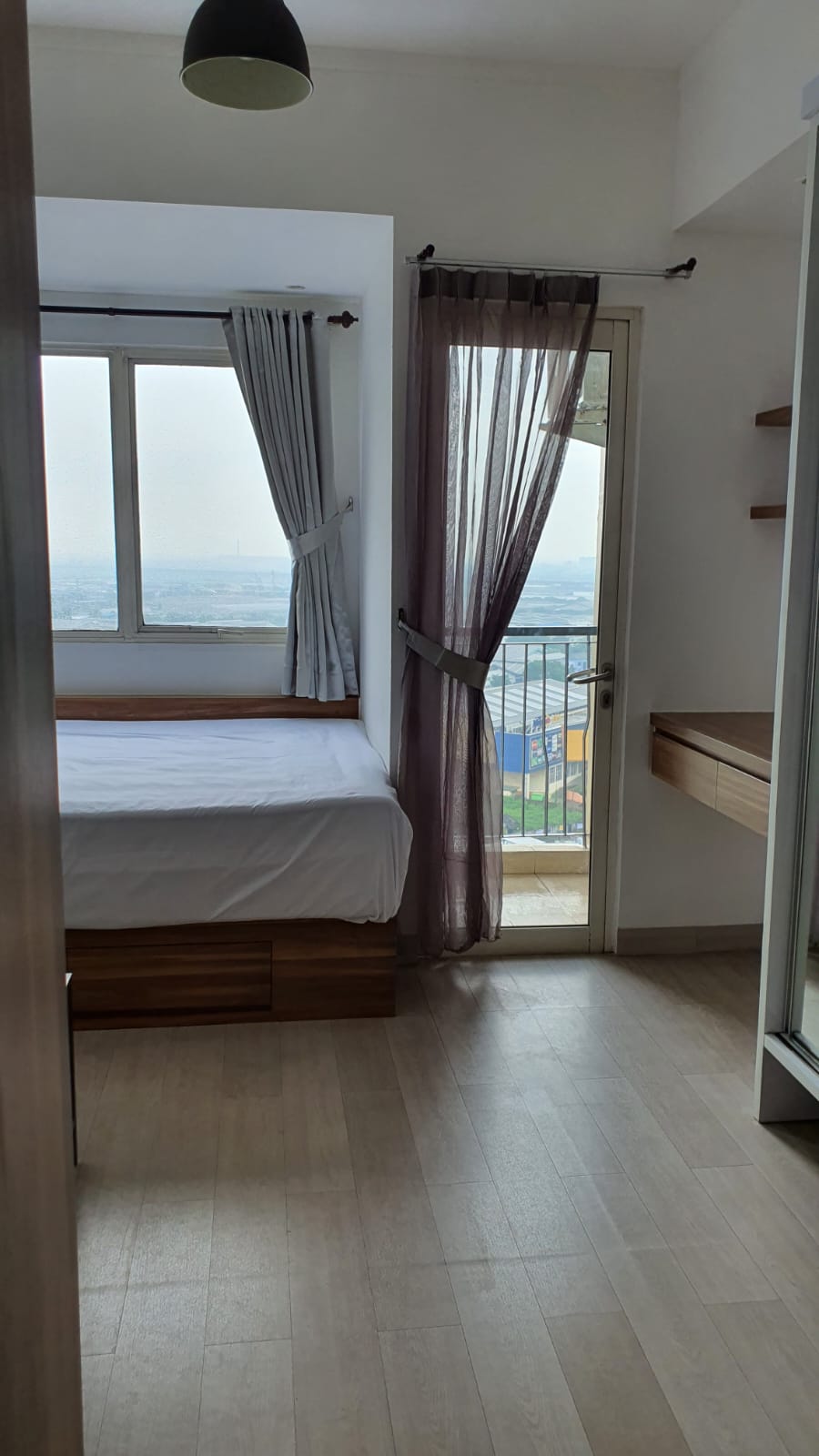 Disewakan fully furnished apartemen Oasis Tipe studio di Lippo Cikarang